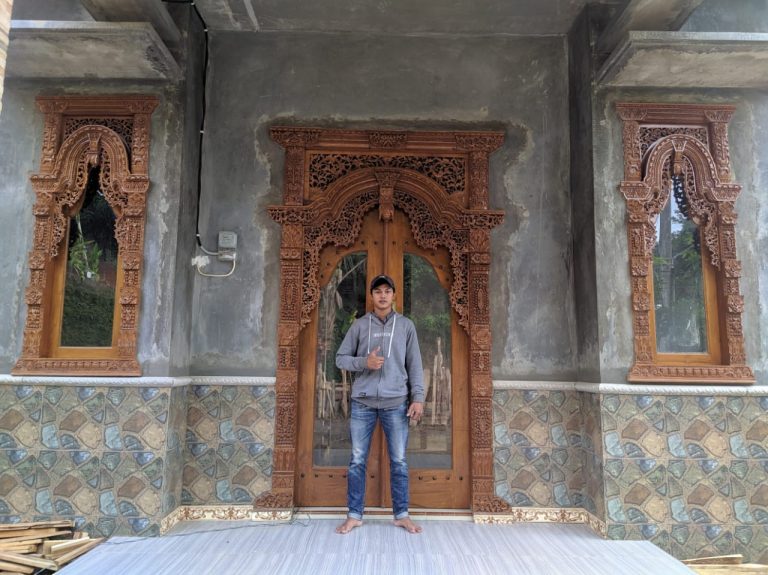Gebyok Minimalis Satu Paket