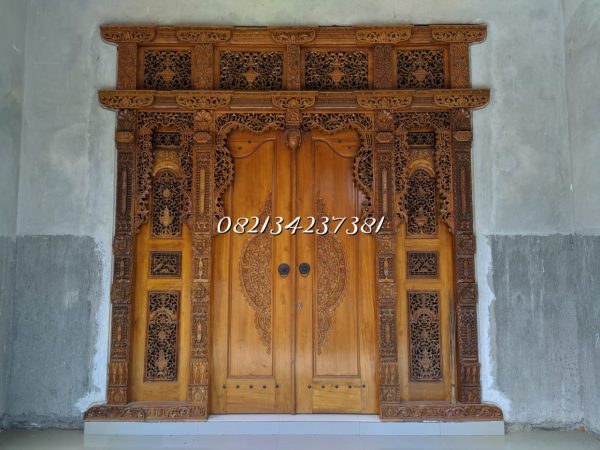 pintu-gebyok-minimalis-ukir-2