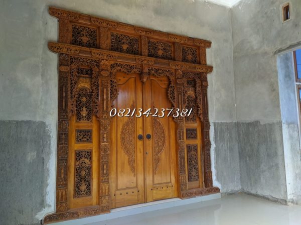 pintu-gebyok-minimalis-ukir
