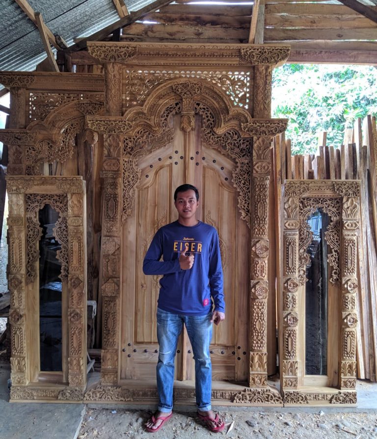 Pintu Gebyok Set Jendela Ukir Jati