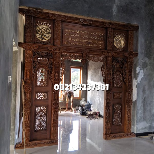 pintu-gebyok-ukir-kaligrafi-jepara-penyekat-ruangan-3-meter