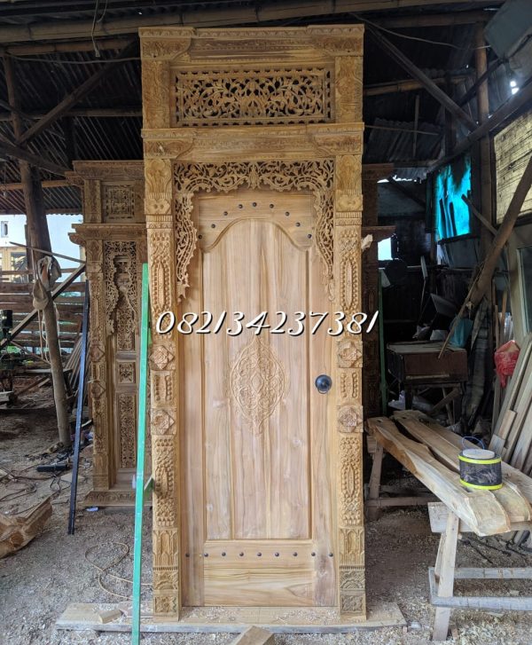 pintu-kamar-gebyok-ukir-3 pintu-kamar-gebyok-ukir-3