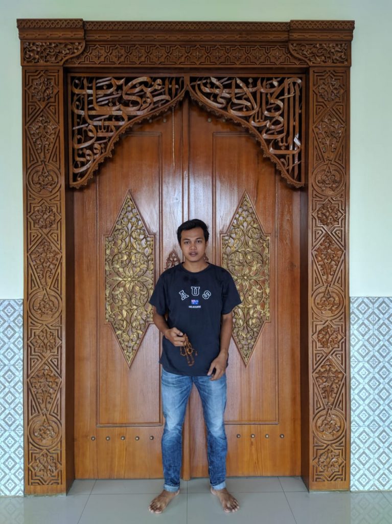 pintu-rumah-gebyok