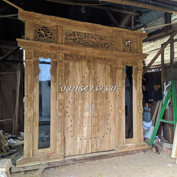 pintu-sleding-gebyok-minimalis-kaligrafi