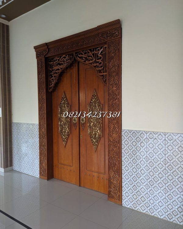 pintu-ukir