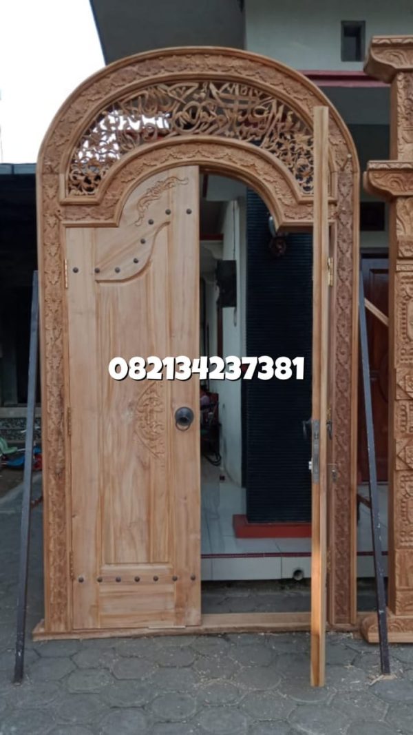 Pintu-Gapura-Kaligrafi-Masjid Pintu-Gapura-Kaligrafi-Masjid