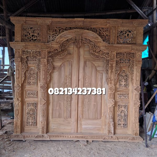 Pintu-masjid-gebyok-jawa