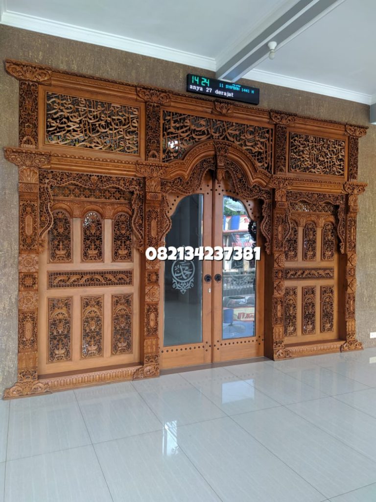 Gebyok Masjid Kaligrafi 4 Meter
