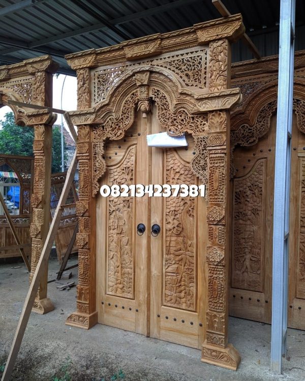 gapura_gebyok_relief gapura_gebyok_relief