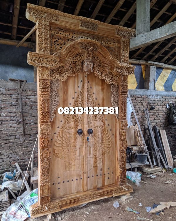 gapura_wayang
