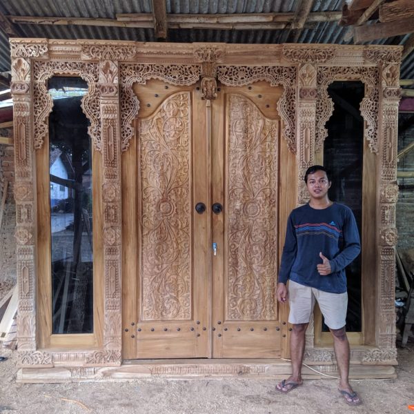 gebyok_relief_minimalis